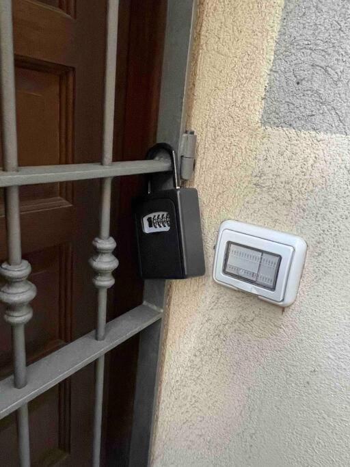 Perugia Home Apartment La Finestra Di Fronte Exterior foto